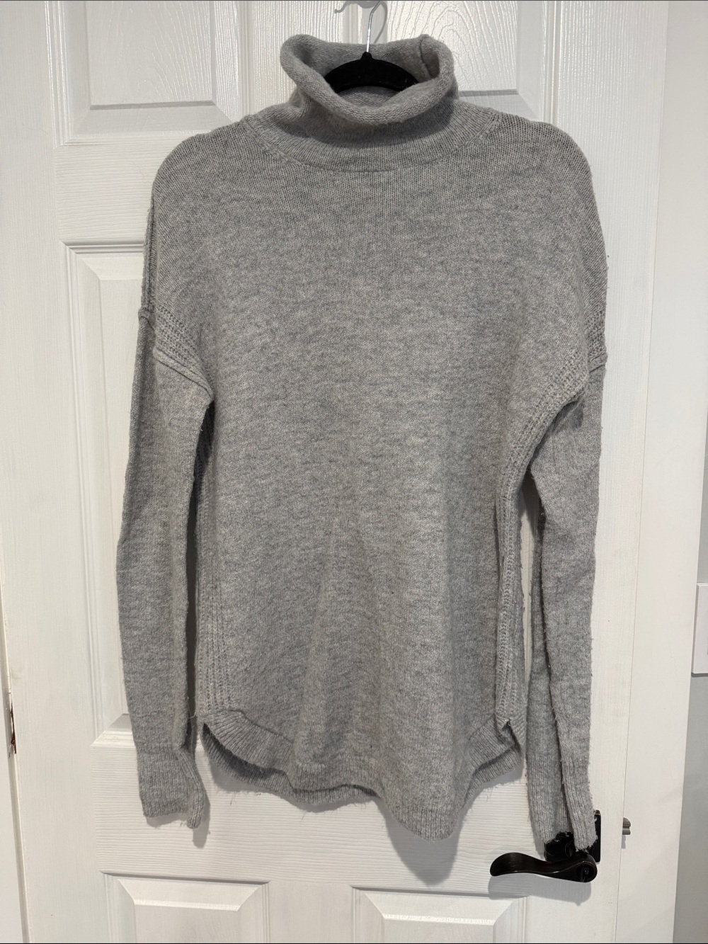Gap Classic Gray Turtleneck Sweater - Women medium tall
